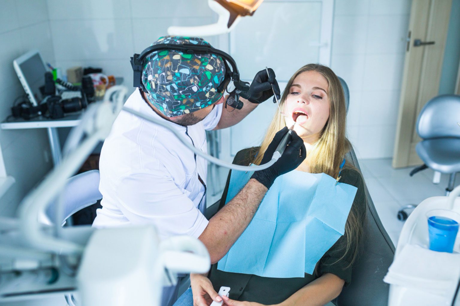 Read more about the article Modern Dental Treatments That Make Procedures Painless and Comfortable